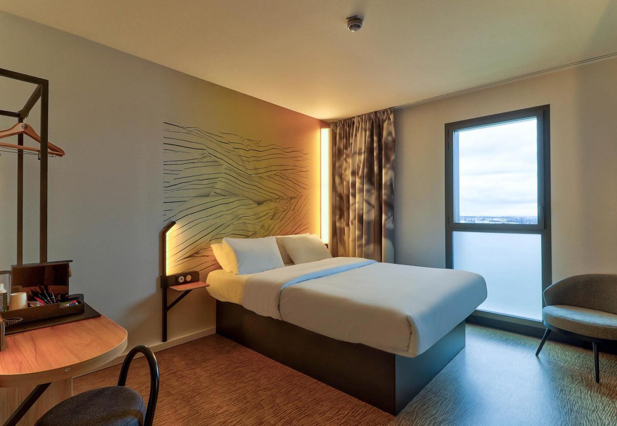 B&B Hotel Dijon Valmy Toison D'Or Eksteriør billede